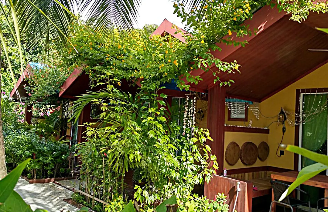 Beach Villa Ukulhas-1